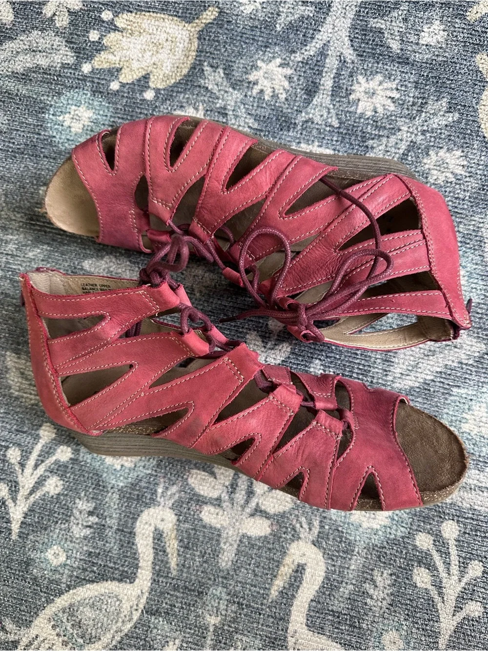 Earth Origins Harley Red Leather Gladiator Lace Up Wedge Sandals Sz 9